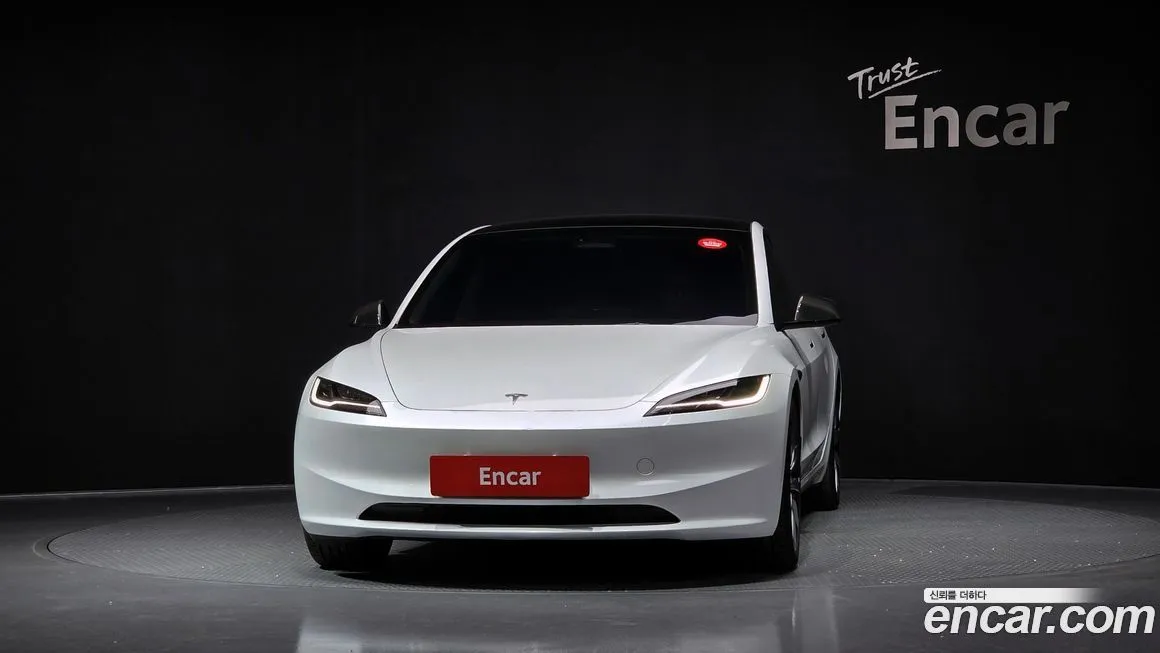 Tesla Model 3 — фото 3
