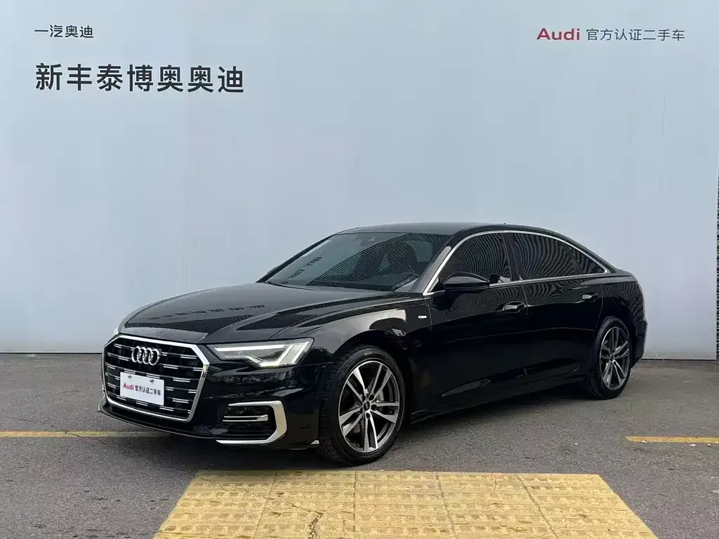 Audi A6L — фото 1