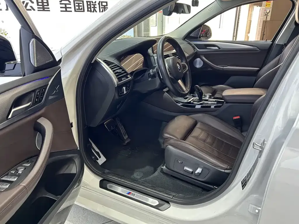 BMW X4 2021 из CN, фото 9