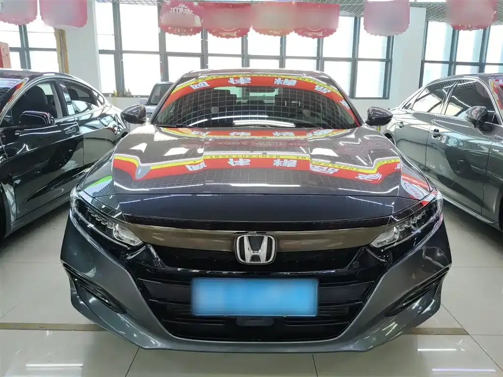 Honda Accord — фото 3