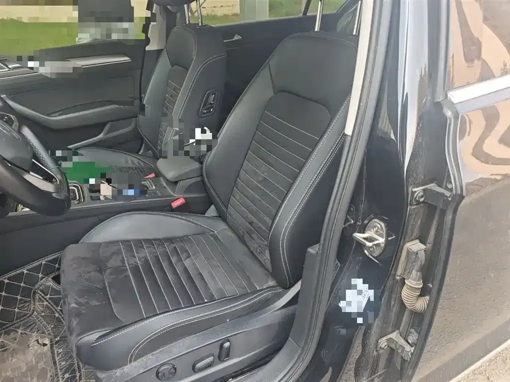 Volkswagen Magotan 2022 из CN, фото 8