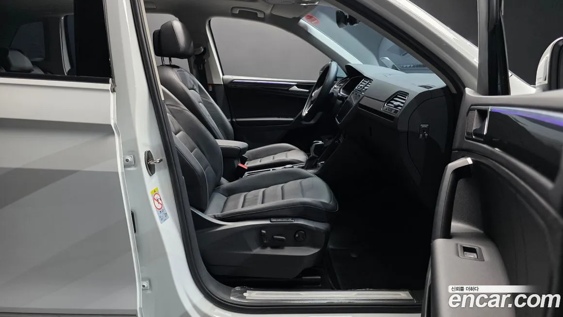 Volkswagen Tiguan 2022 из KR, фото 10