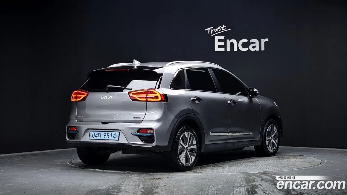 Kia Niro 2022 из KR, фото 2