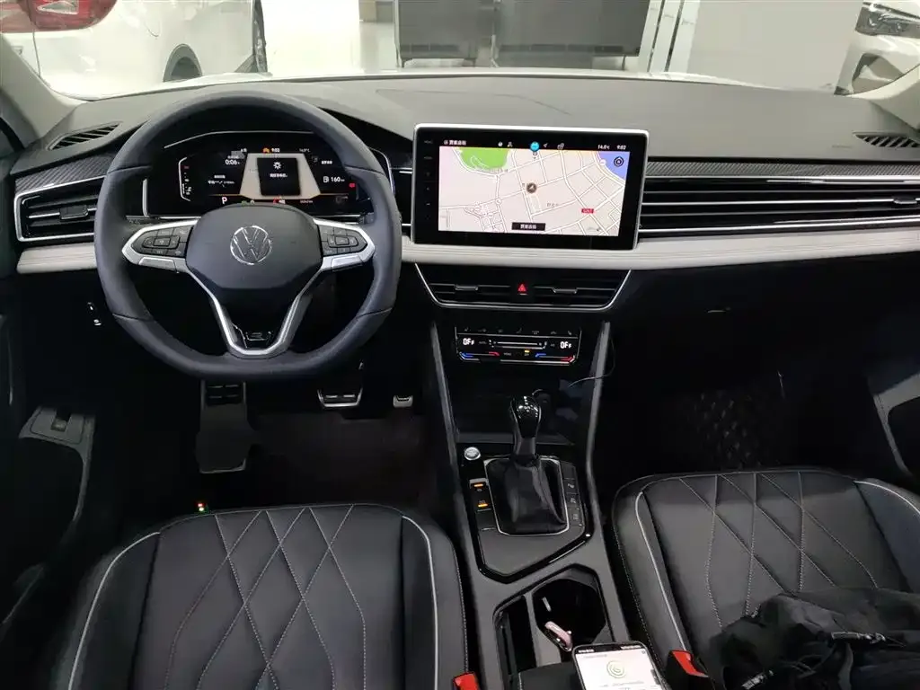 Volkswagen Tiguan L 2024 из CN, фото 10