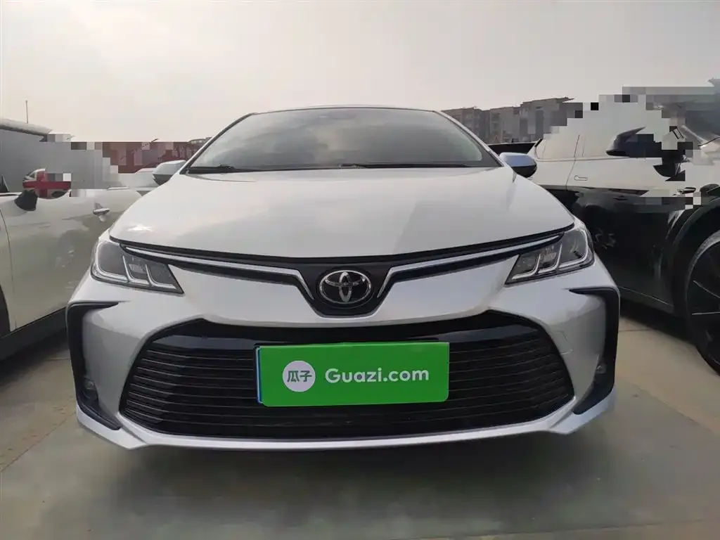 Toyota Corolla 2023 из CN, фото 3
