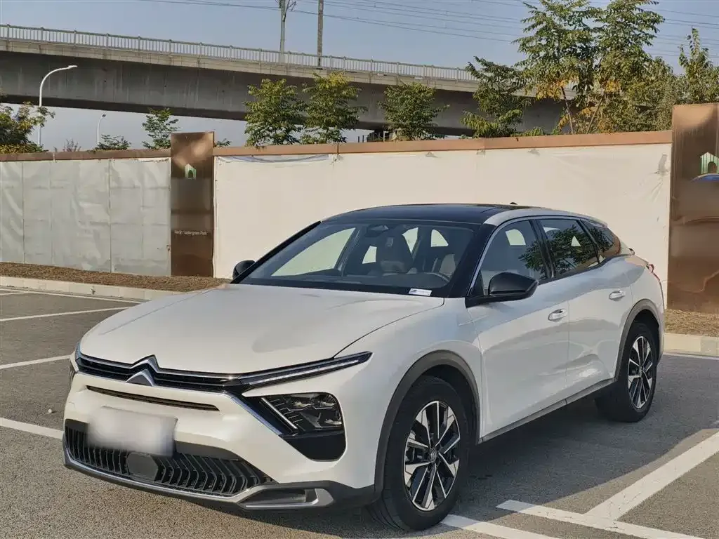 Citroen C5 X 2024 из CN, фото 2
