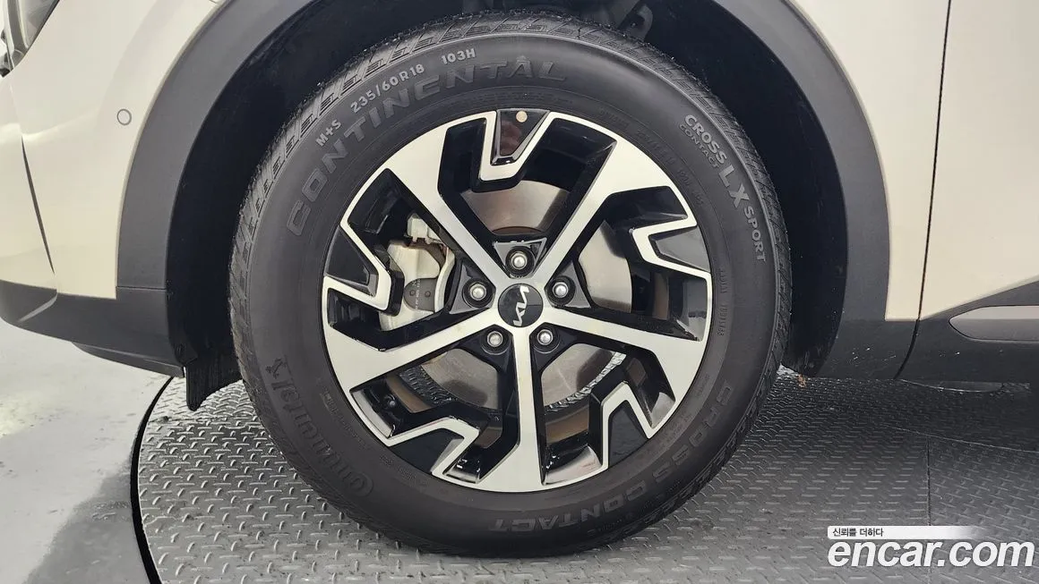 Kia Sportage — фото 5