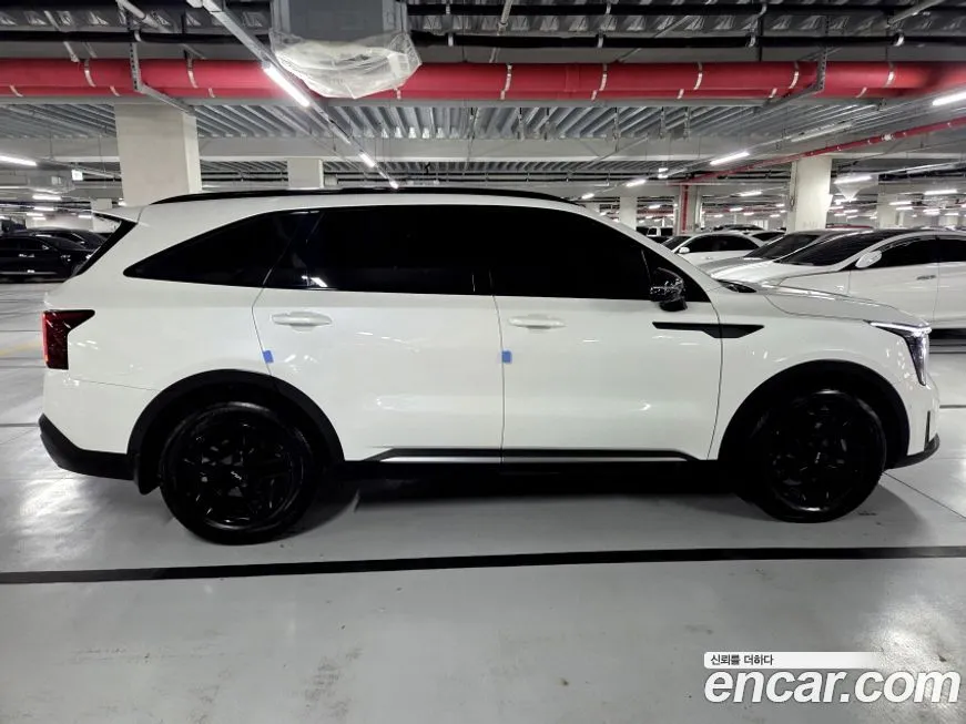 Kia Sorento — фото 8