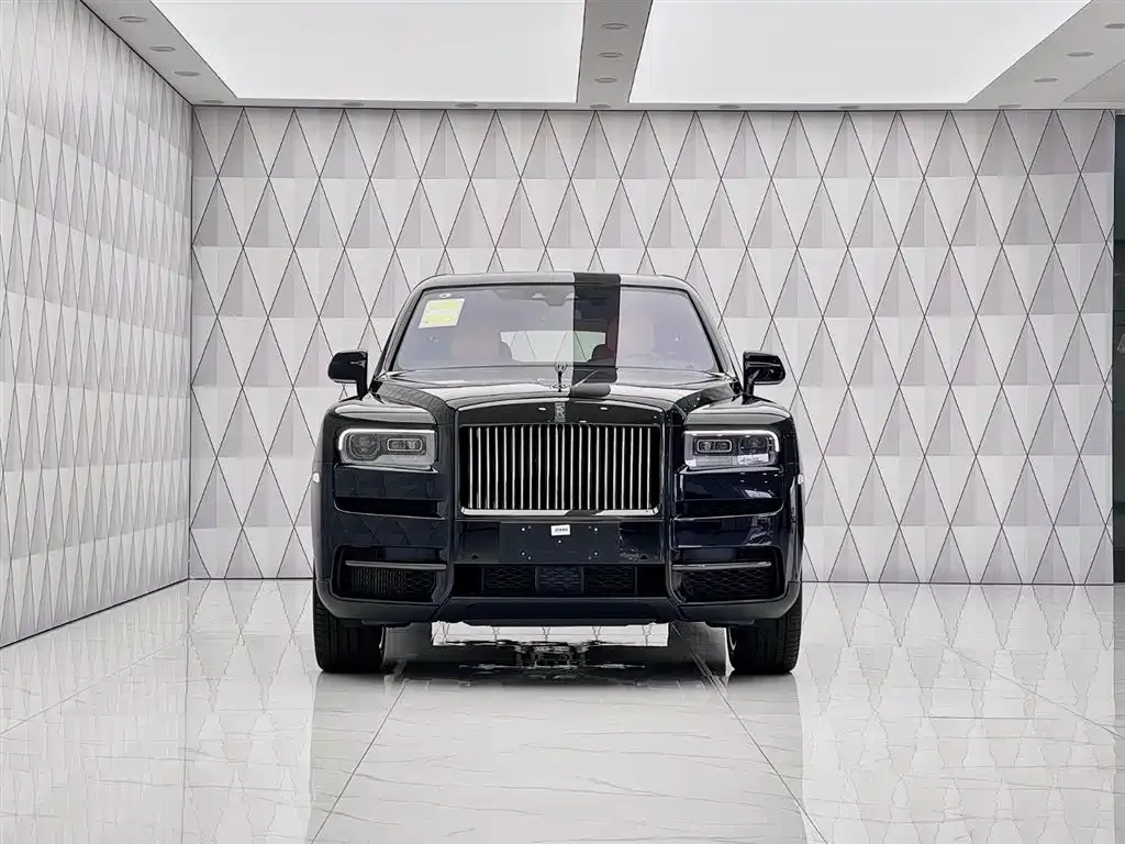 Rolls-Royce Cullinan 2023 из CN, фото 2