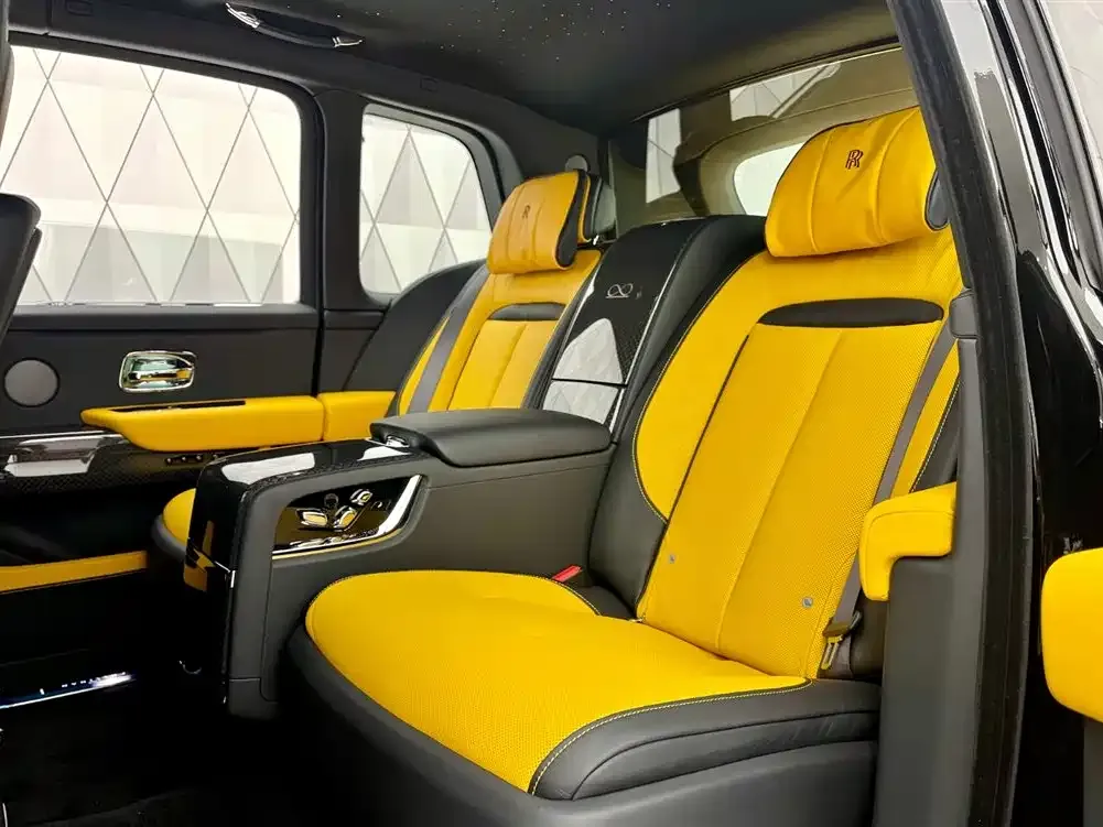 Rolls-Royce Cullinan 2023 из CN, фото 7