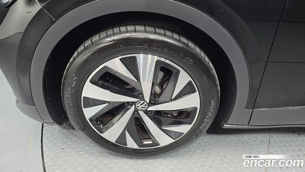 Volkswagen ID.4 2023 из KR, фото 5