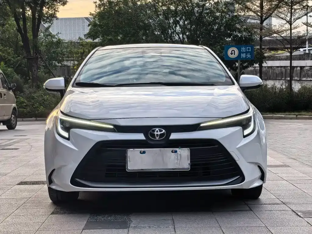 Toyota Levin 2024 из CN, фото 2