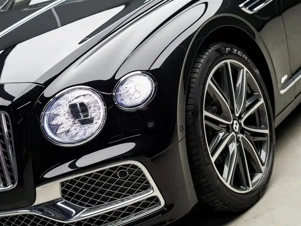 Bentley Flying Spur PHEV 2022 из CN, фото 3