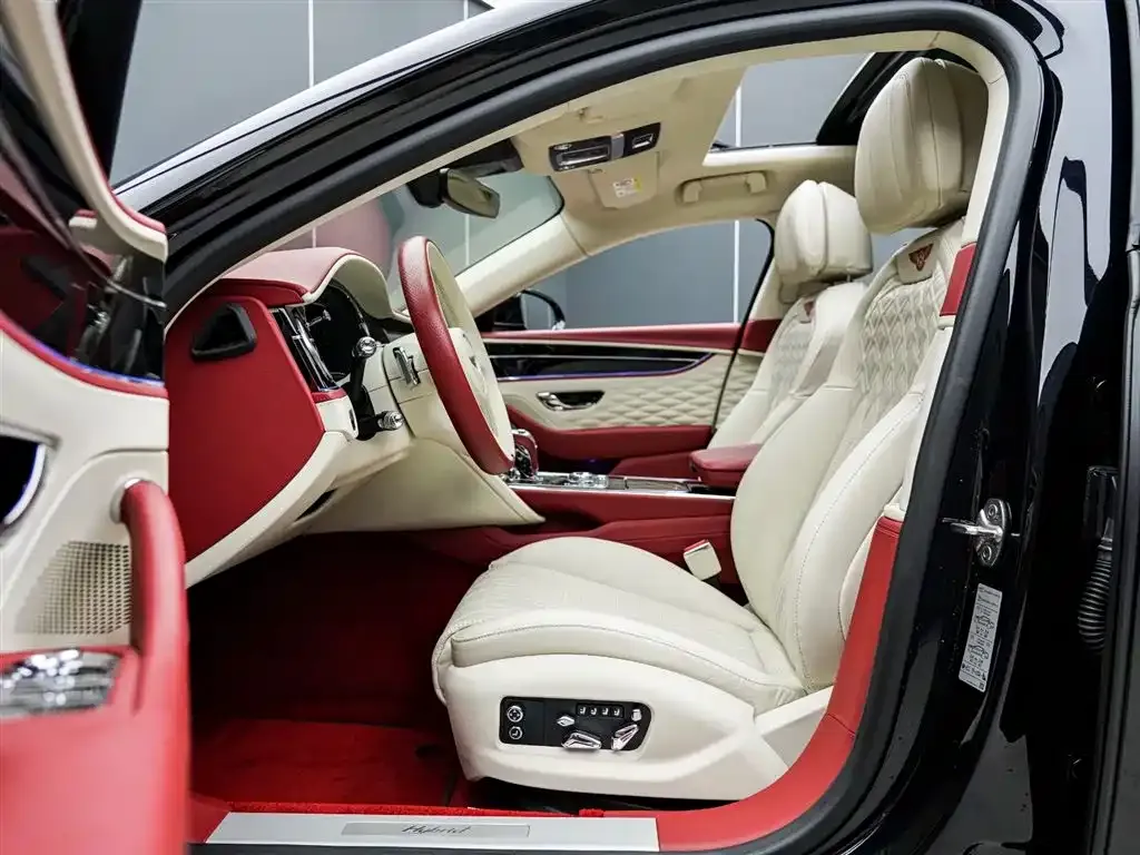 Bentley Flying Spur PHEV 2022 из CN, фото 7