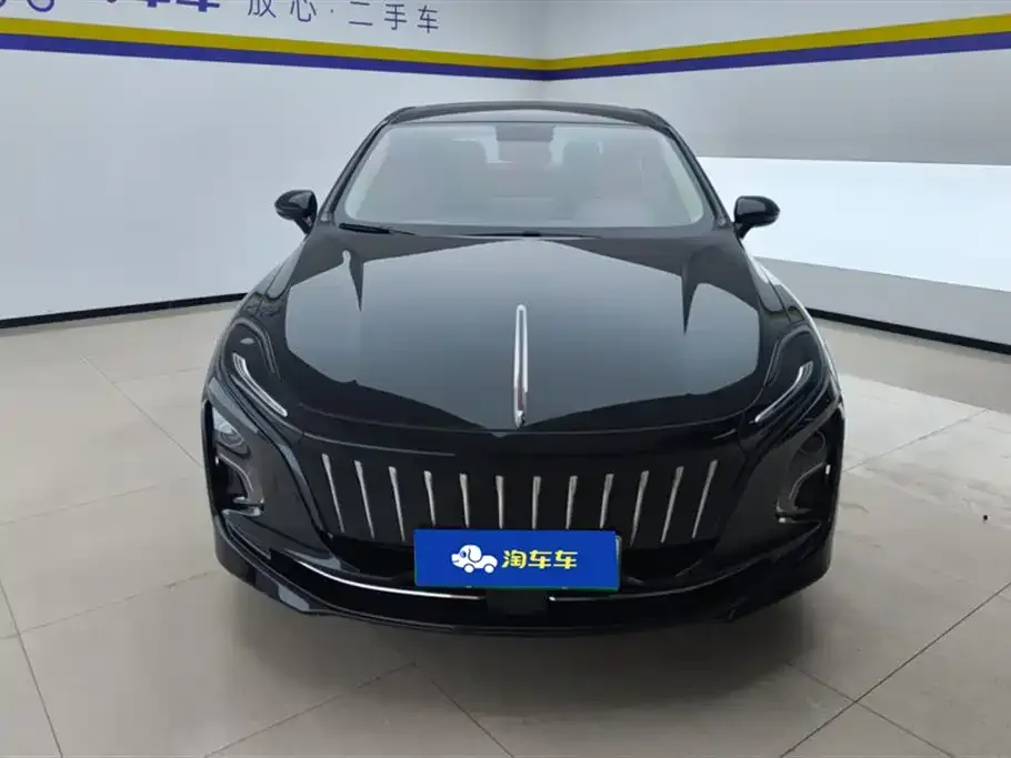 Hongqi E-QM5 — фото 2