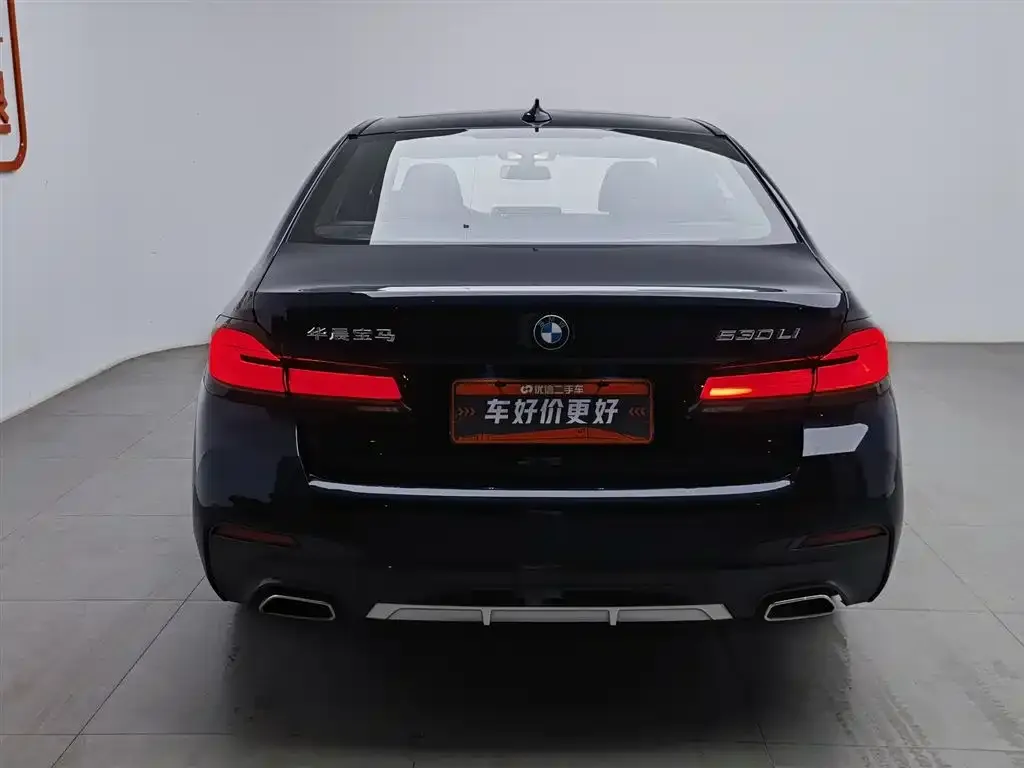 BMW 5 Series — фото 4