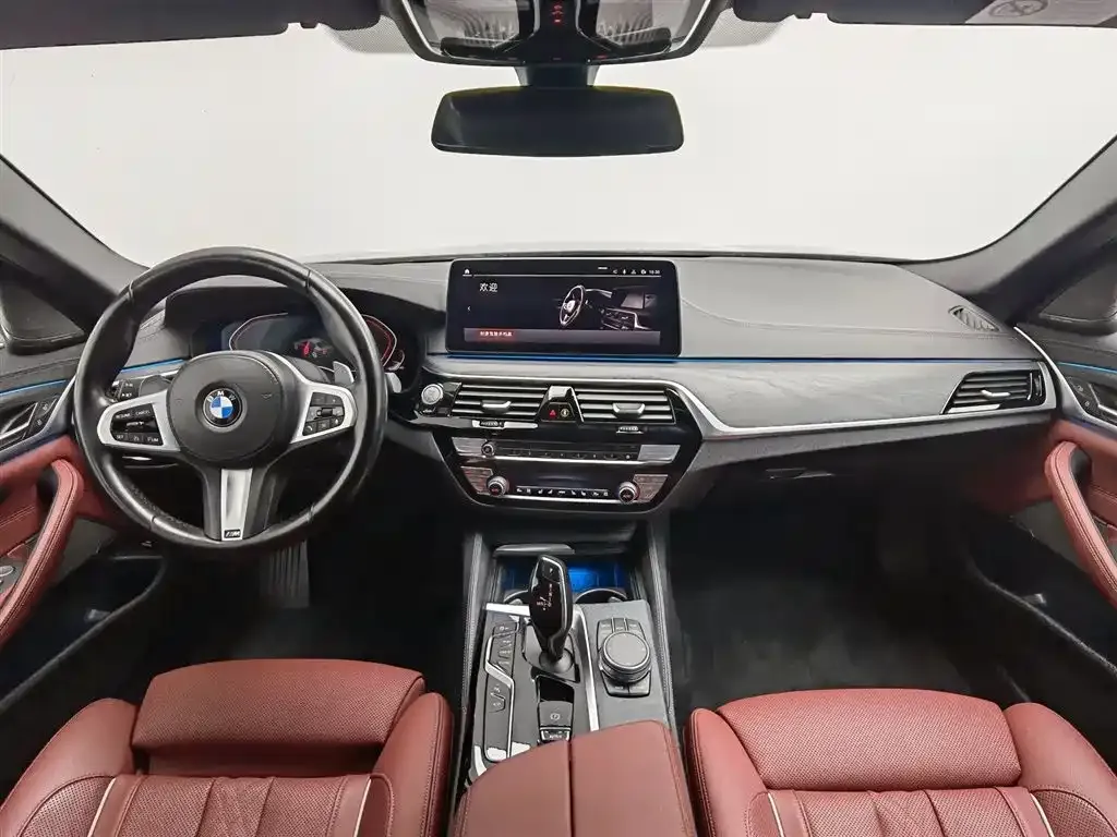 BMW 5 Series — фото 5