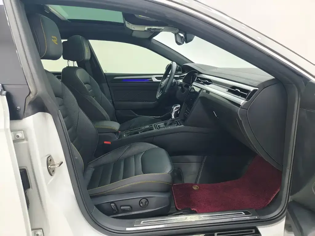 Volkswagen CC 2022 из CN, фото 10