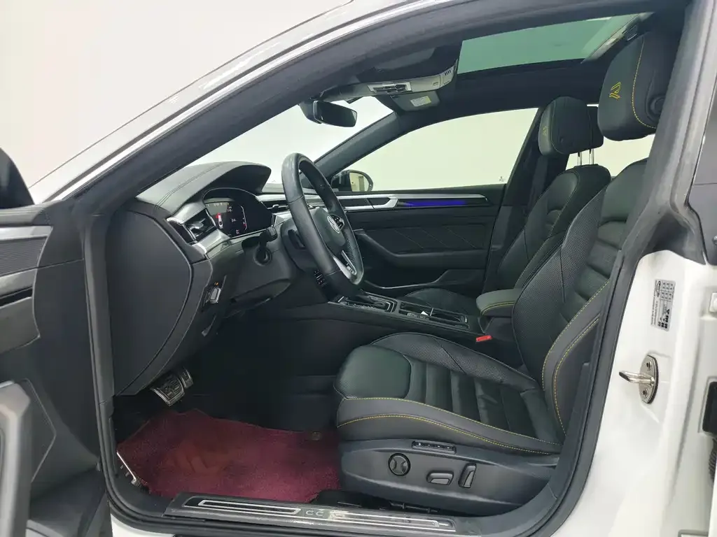 Volkswagen CC 2022 из CN, фото 7