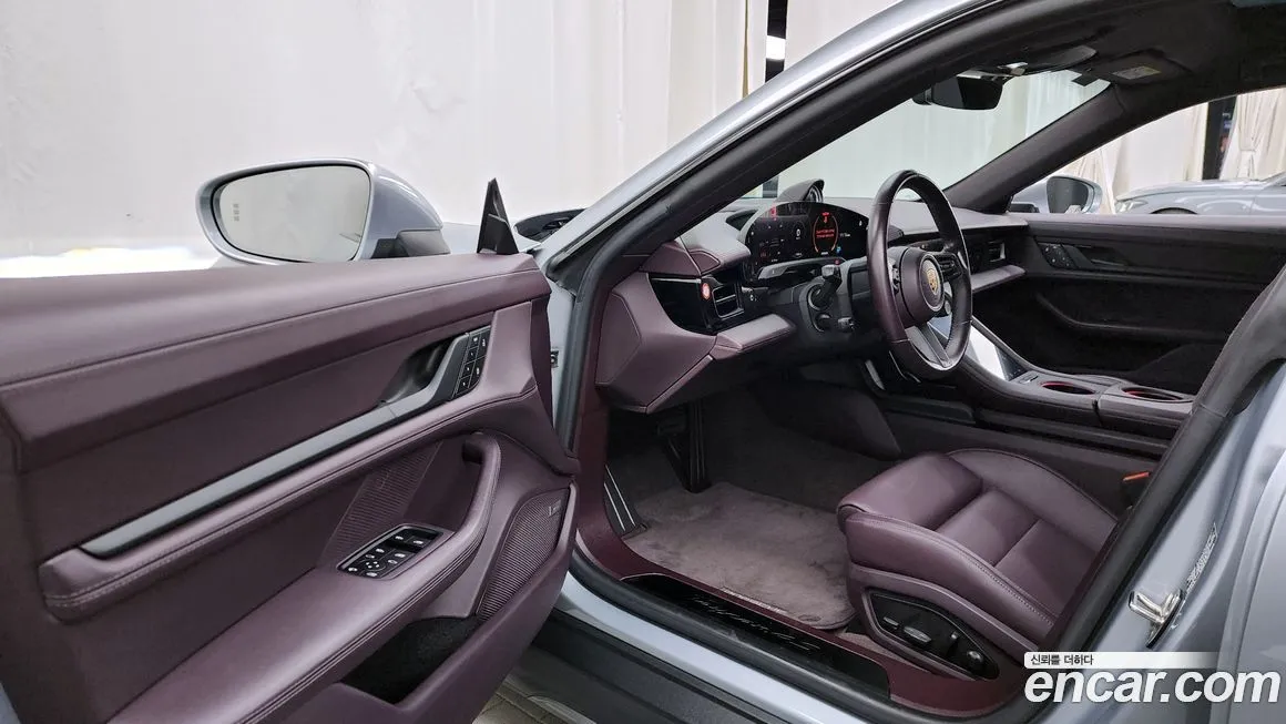 Porsche Taycan 2022 из KR, фото 10