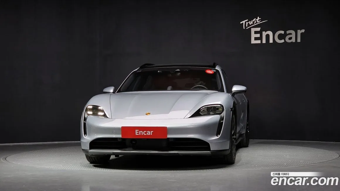 Porsche Taycan 2022 из KR, фото 3