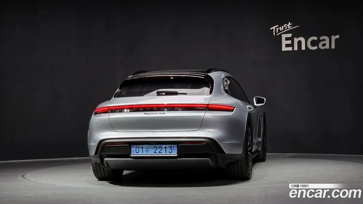 Porsche Taycan 2022 из KR, фото 4