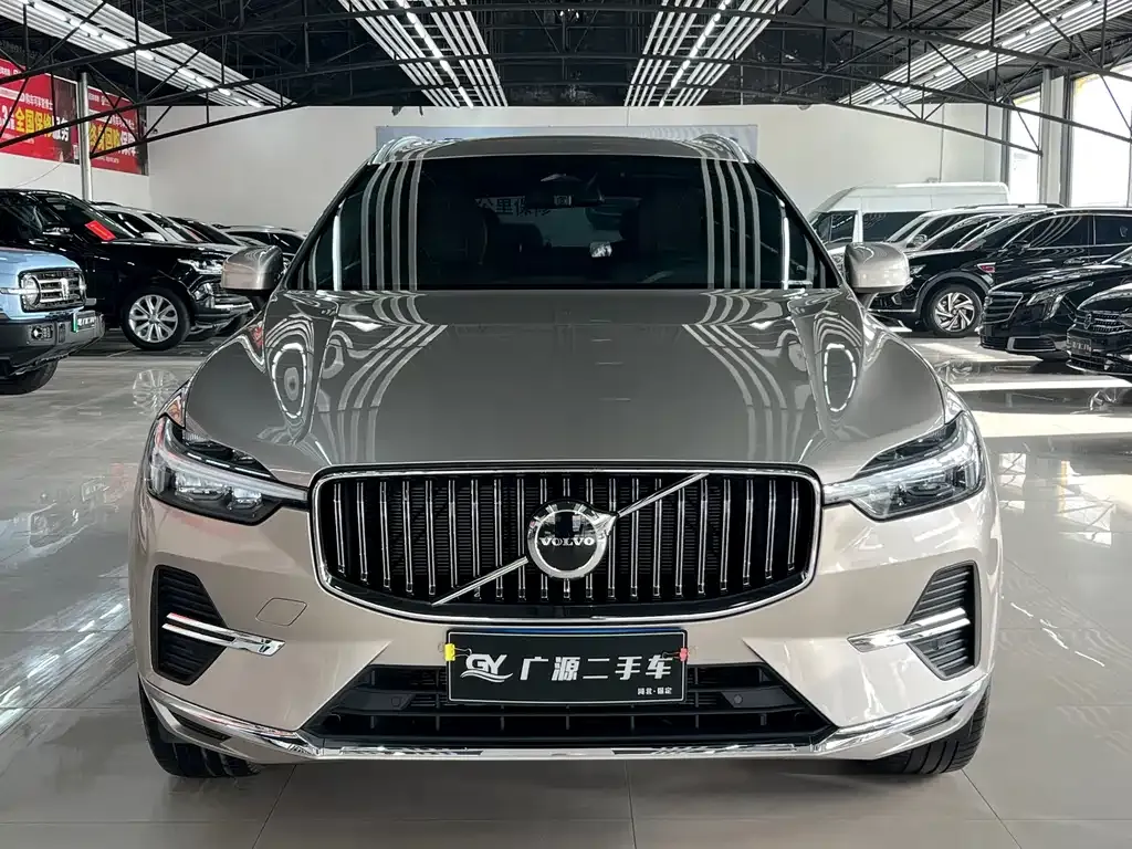Volvo XC60 — фото 2