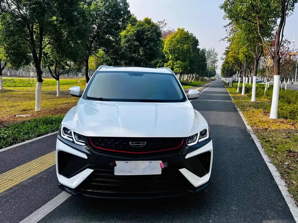 Geely Binyue 2023 из CN, фото 2