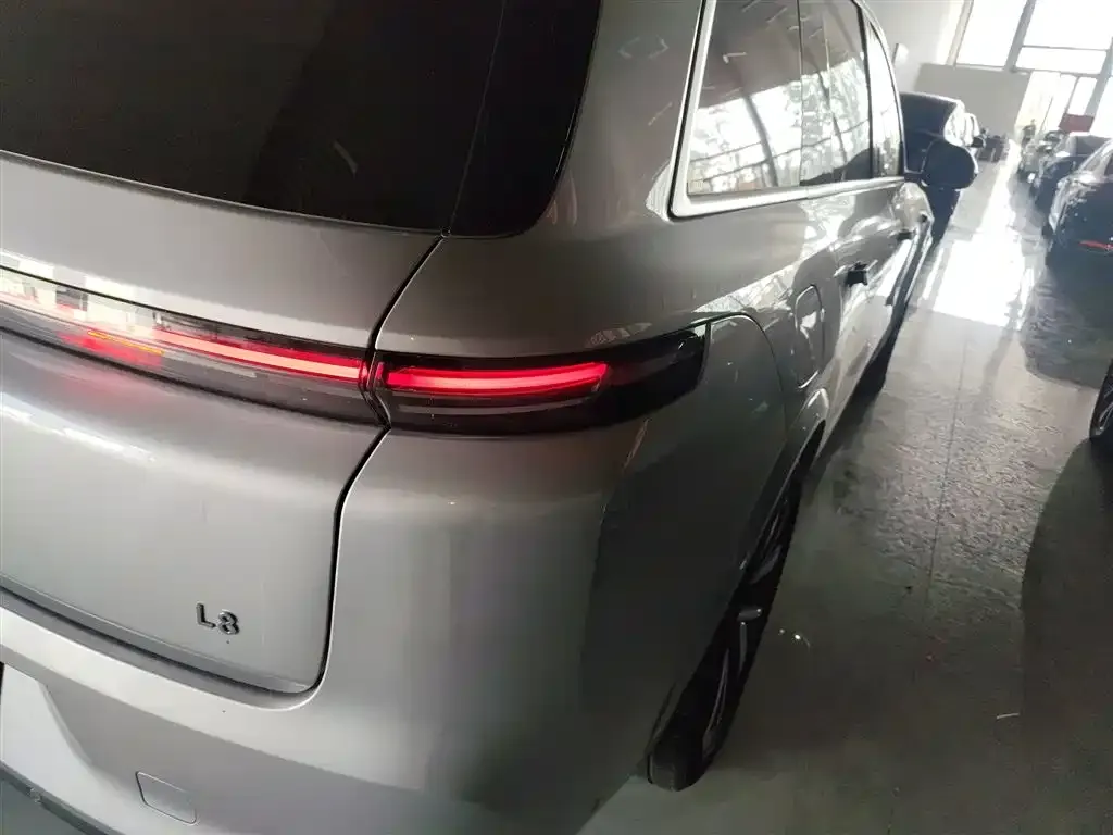 Li Auto L8 2023 из CN, фото 8