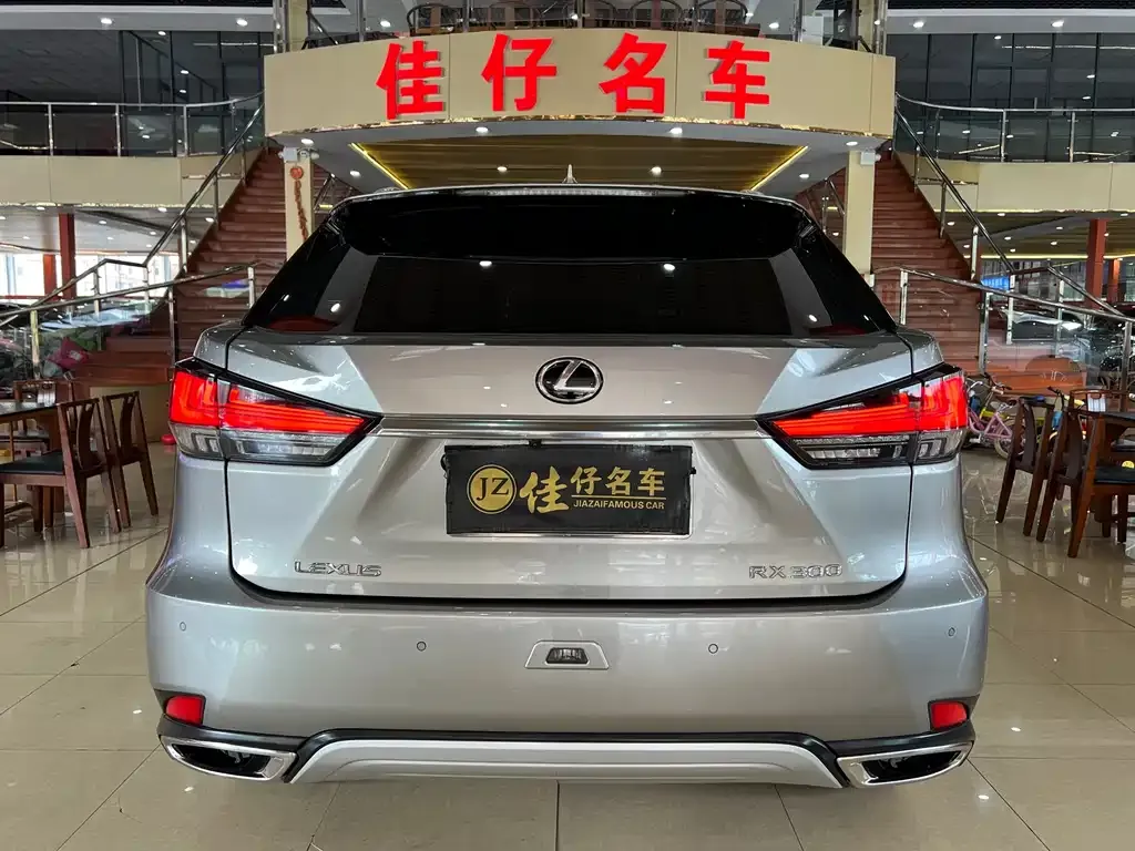 Lexus RX — фото 4