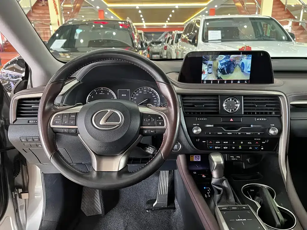 Lexus RX — фото 9