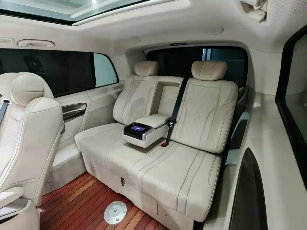 Mercedes-Benz V-Class 2021 из CN, фото 9