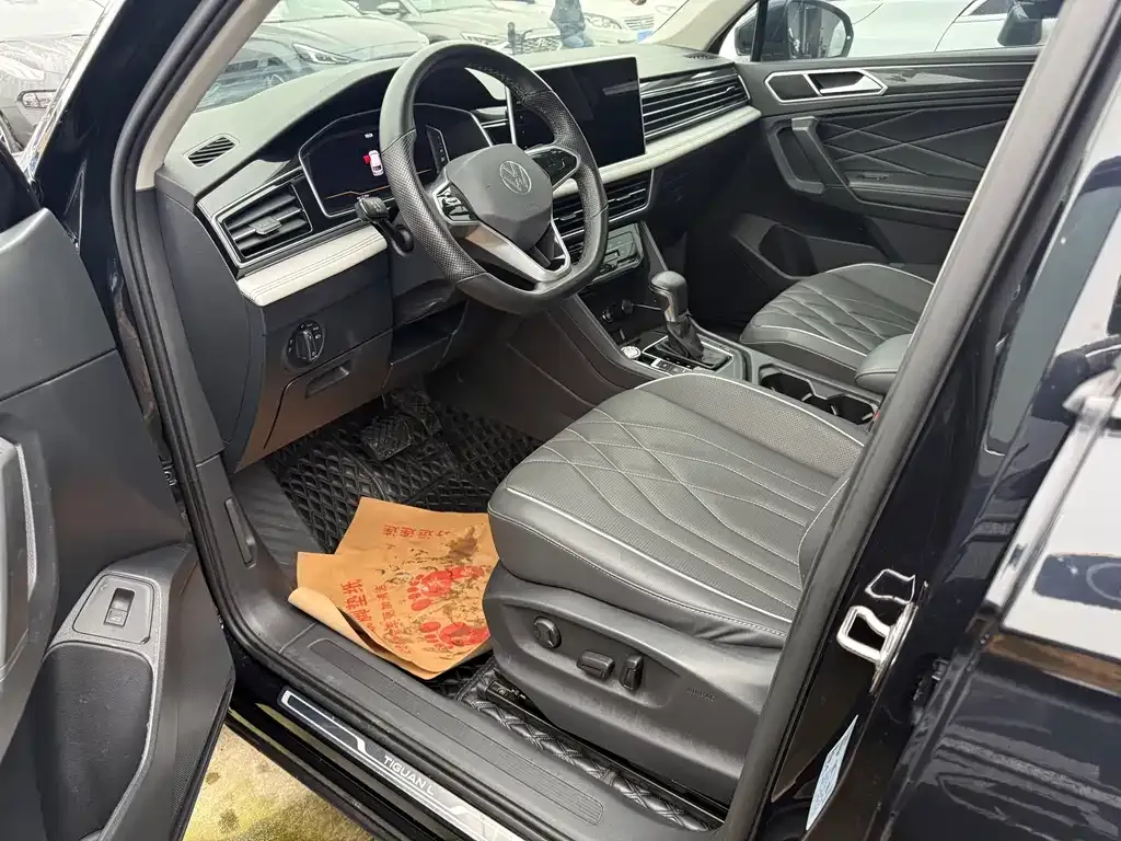 Volkswagen Tiguan L 2021 из CN, фото 4