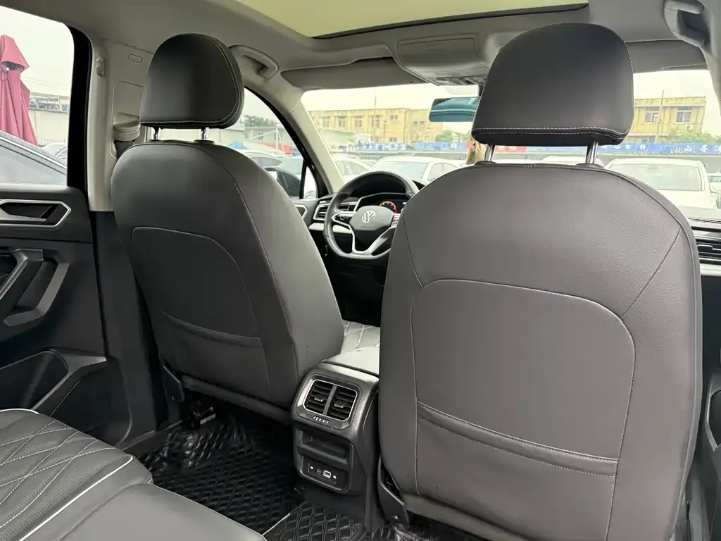 Volkswagen Tiguan L 2021 из CN, фото 9