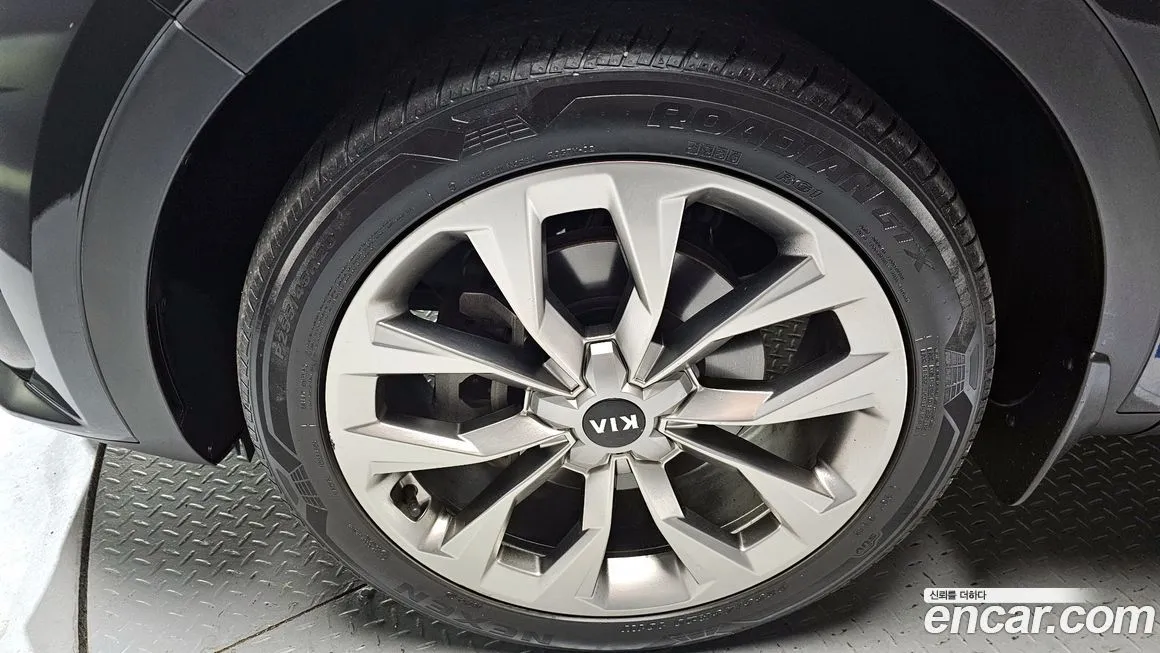 Kia Sorento — фото 5