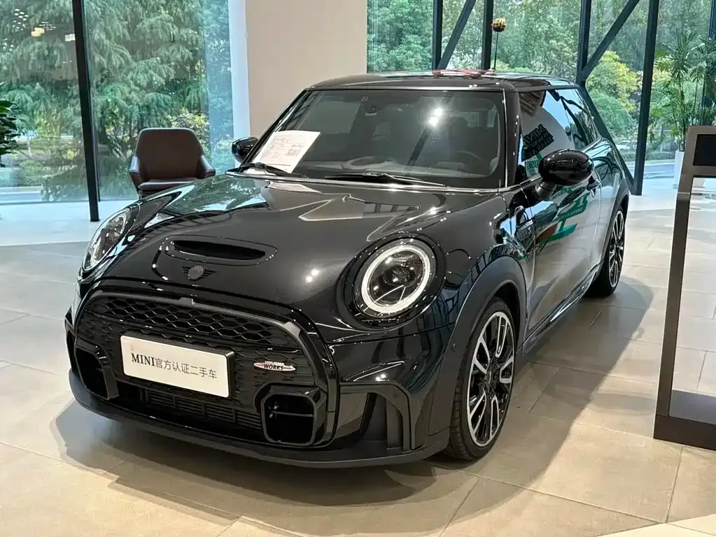 MINI Cooper (3-door) 2023 из CN, фото 1