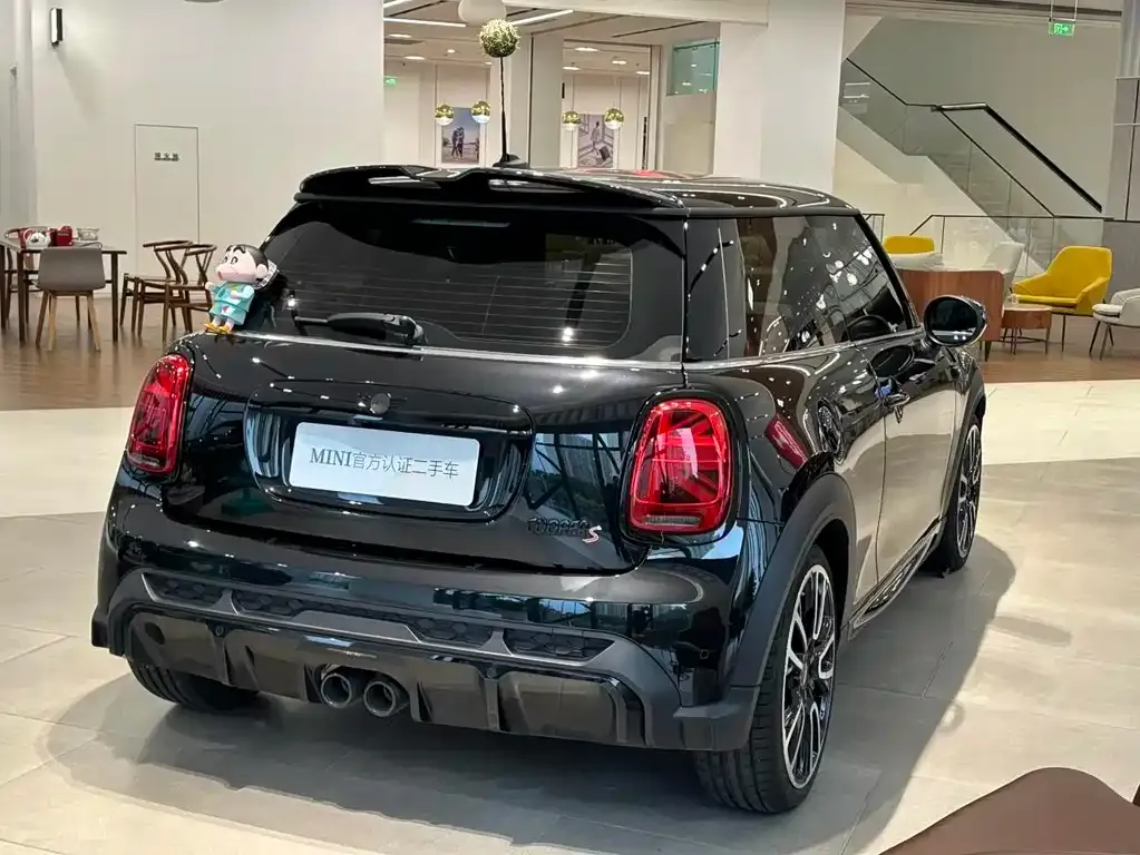 MINI Cooper (3-door) 2023 из CN, фото 4