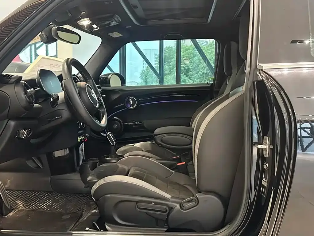 MINI Cooper (3-door) 2023 из CN, фото 7