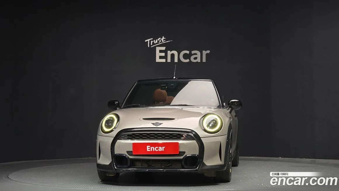 Mini Cooper Convertible — фото 3