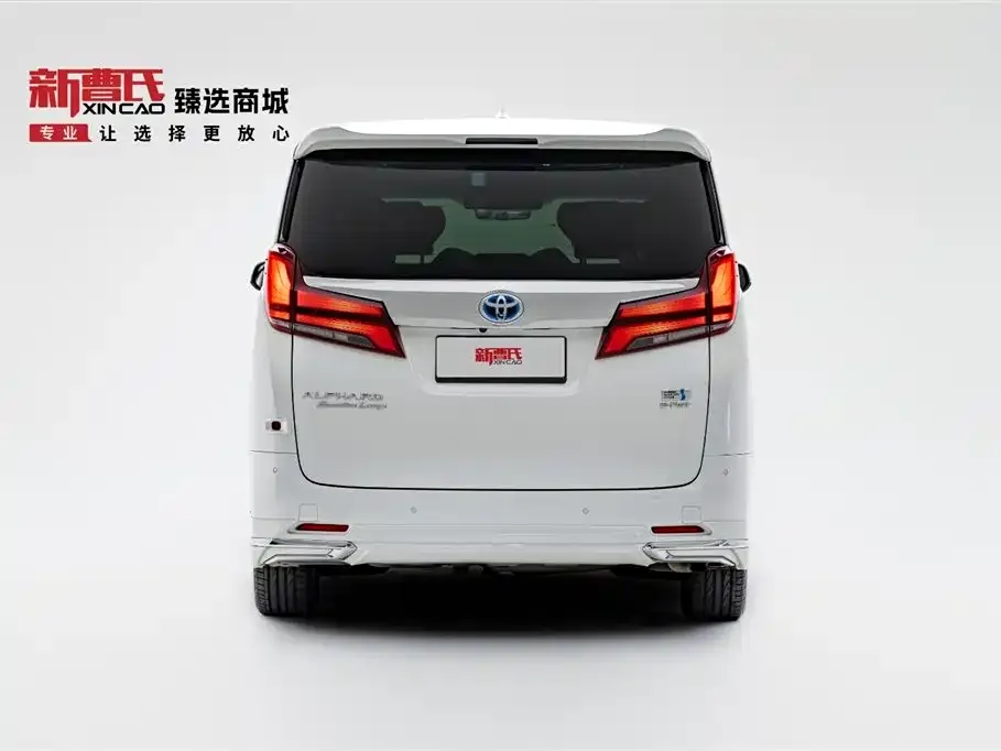 Toyota Alphard — фото 4