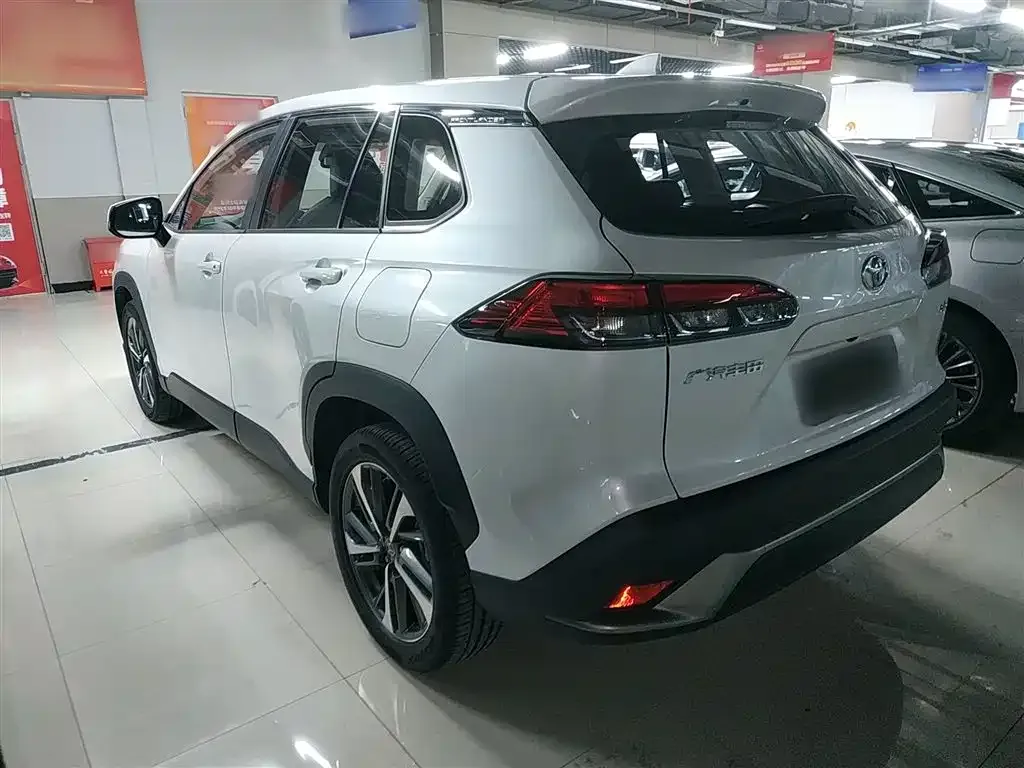 Toyota Frontlander 2022 из CN, фото 5