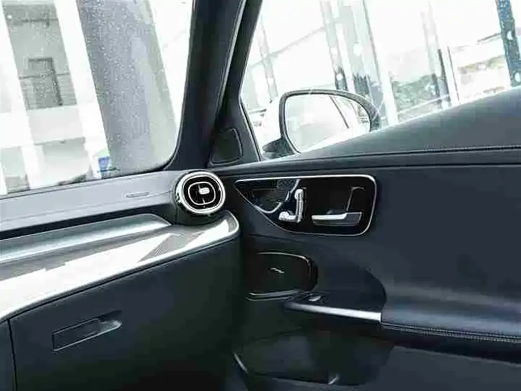 Mercedes-Benz C-Class 2024 из CN, фото 6