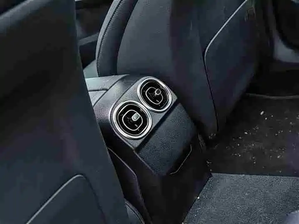 Mercedes-Benz C-Class 2024 из CN, фото 9