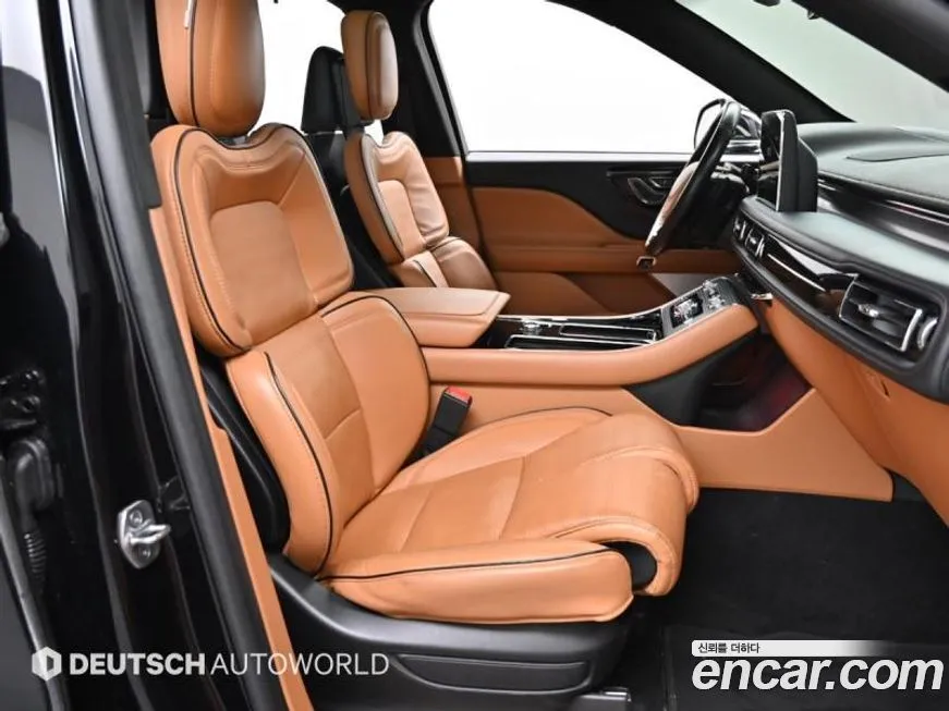 Lincoln Aviator — фото 10