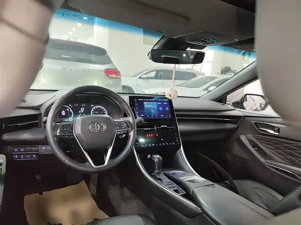 Toyota Avalon 2023 из CN, фото 10
