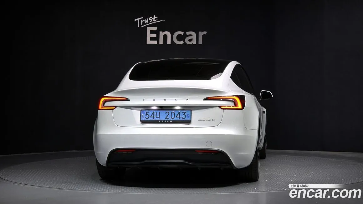 Tesla Model 3 2024 из KR, фото 4