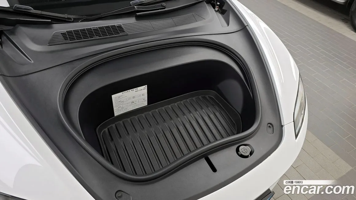 Tesla Model 3 2024 из KR, фото 6