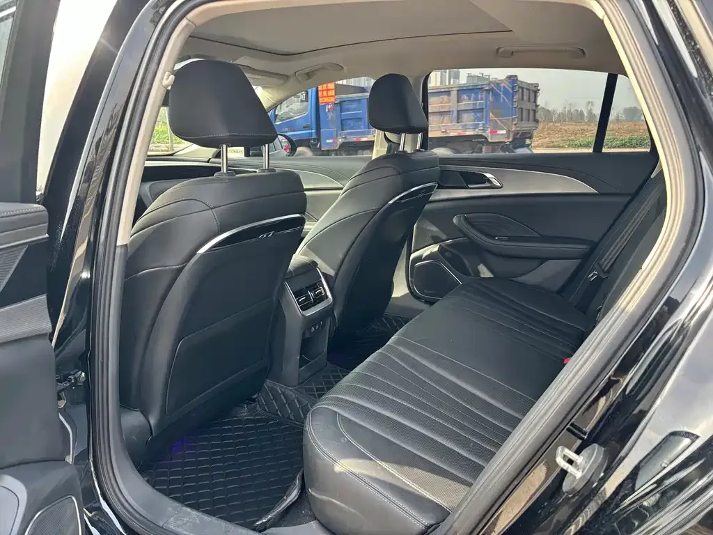 Hongqi H5 2024 из CN, фото 6