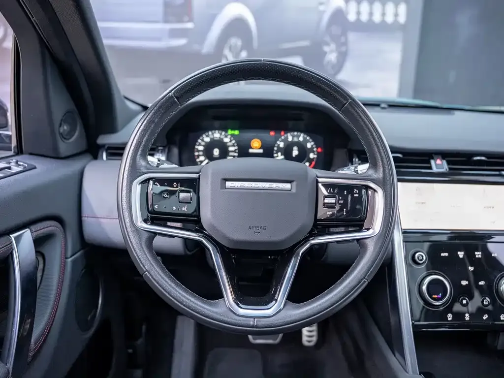 Land Rover Discovery Sport — фото 6