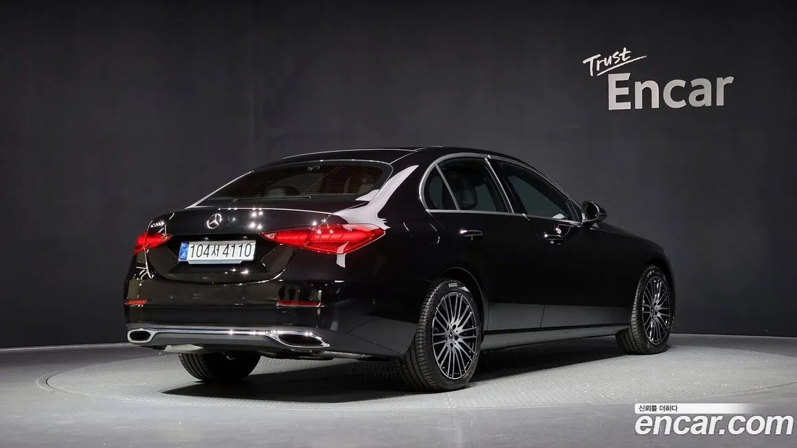 Mercedes-Benz C-Class 2025 из KR, фото 2